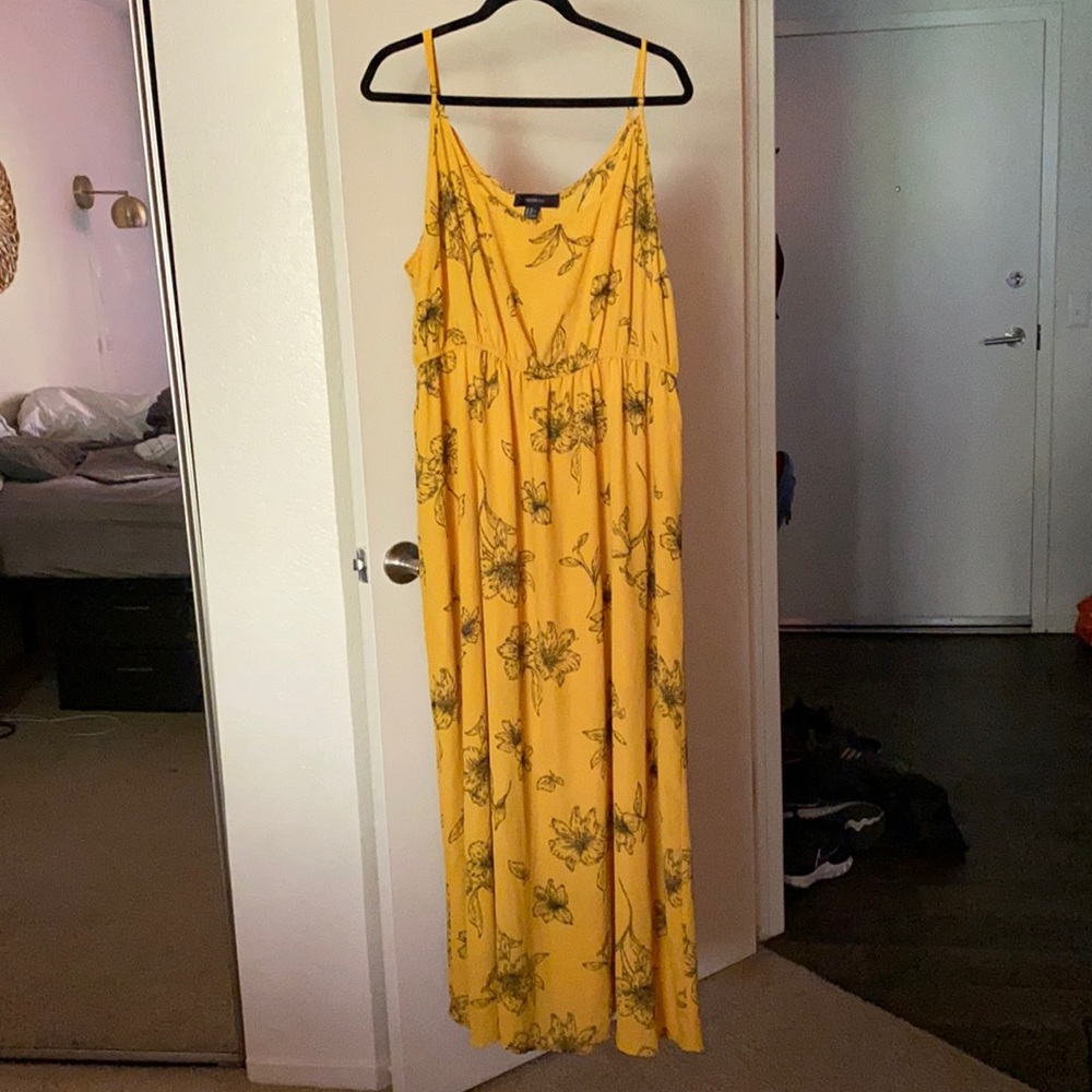 Plus Size Maxi Dress Floral